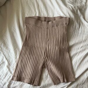 Ribbed Knit Tan Women's biker shorts x2